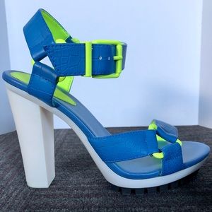 Gianni Bini Platform Heels